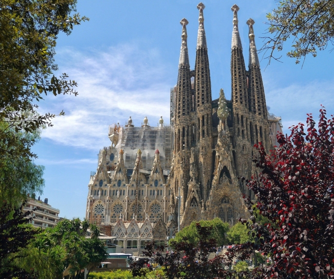 GRUPAL AVENTURA IBRICA: MADRID, ANDALUCA, PORTUGAL Y BARCELONA - 7 DE MARZO 2026